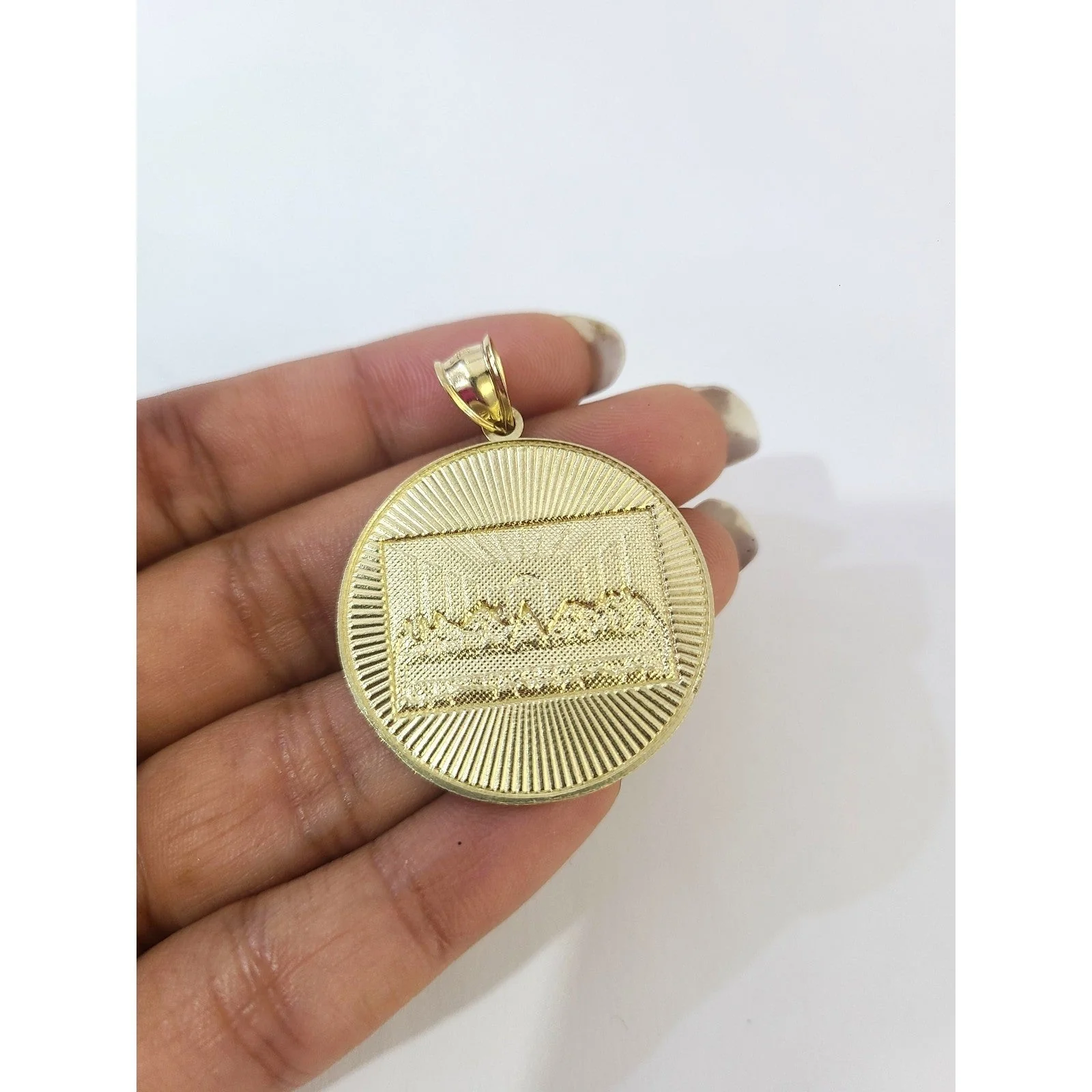 10K Yellow Gold Last Supper Pendant Charm Round Nugget Design 1.5-2 Inch - Image 5