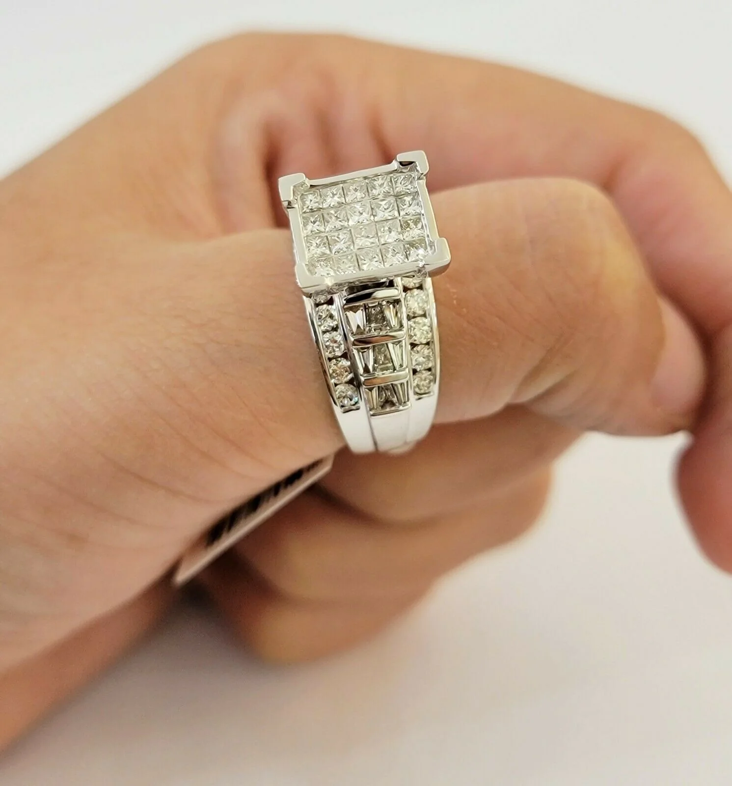 14k white Gold Ladies Ring 2 CT Diamond Princess Cut, Baguette, Round, REAL 14kt - Image 9