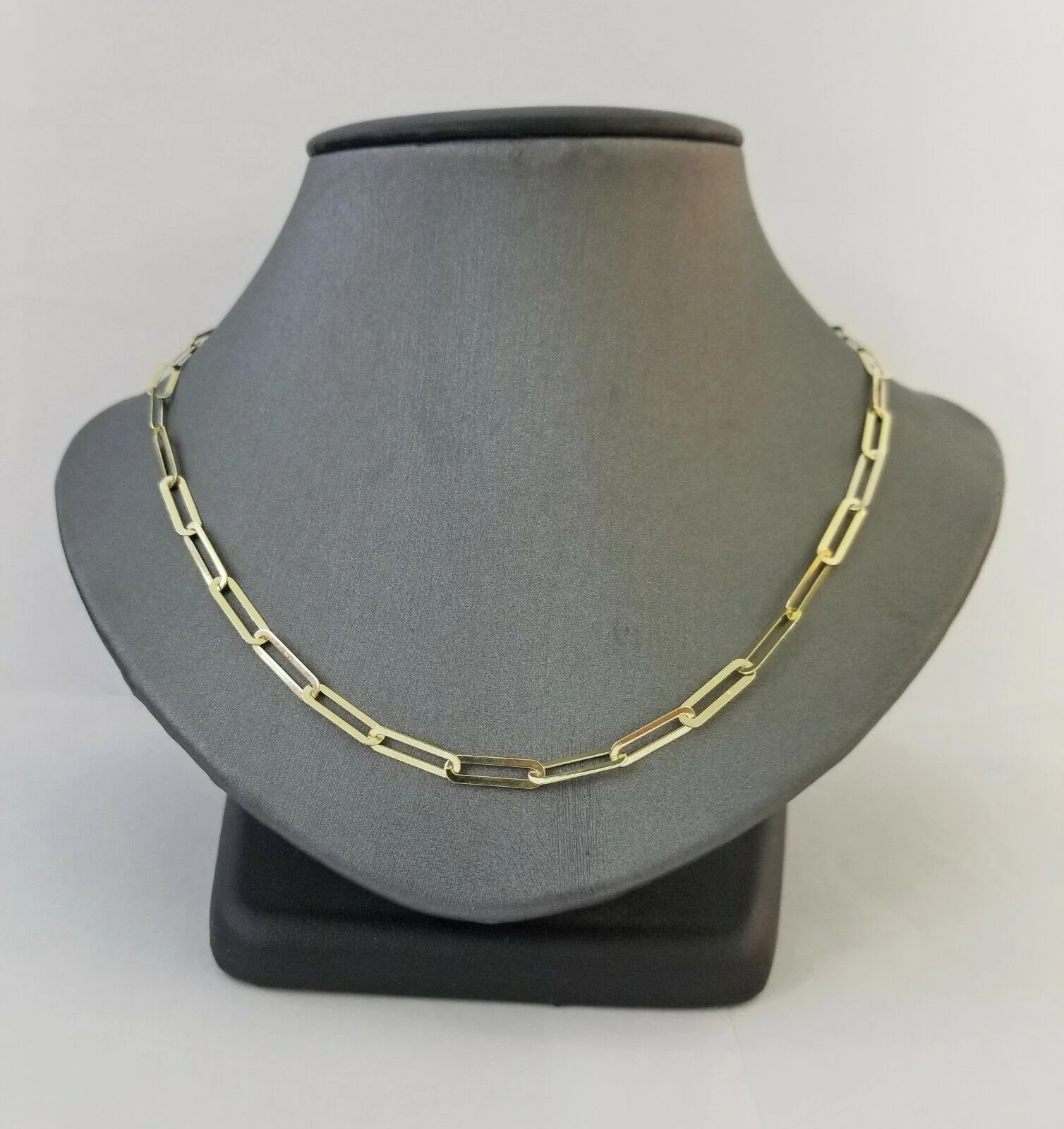 Real 10k Women Paperclip Chain 4mm 22" lobster Clasp 10kt yellow Gold necklace - Image 3