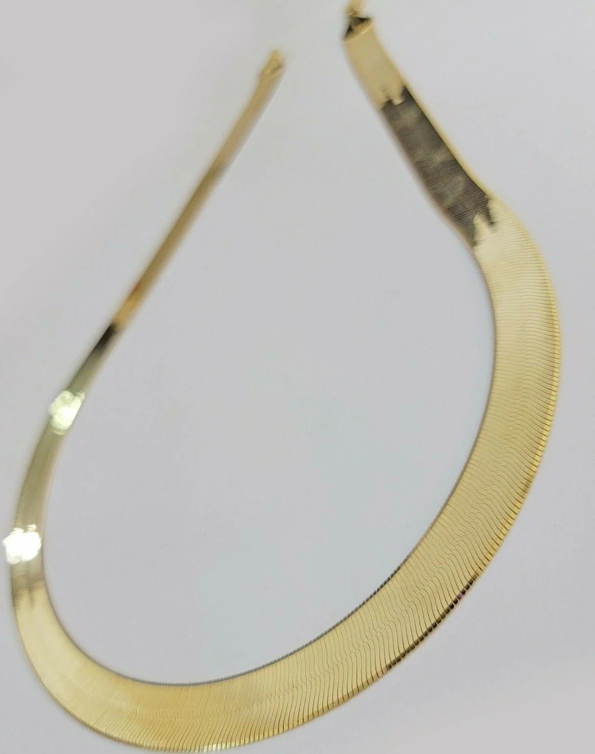 Real 10k Yellow Gold 12mm Herring Bone Chain Necklace 18'' Inch Lobster lock - Image 3