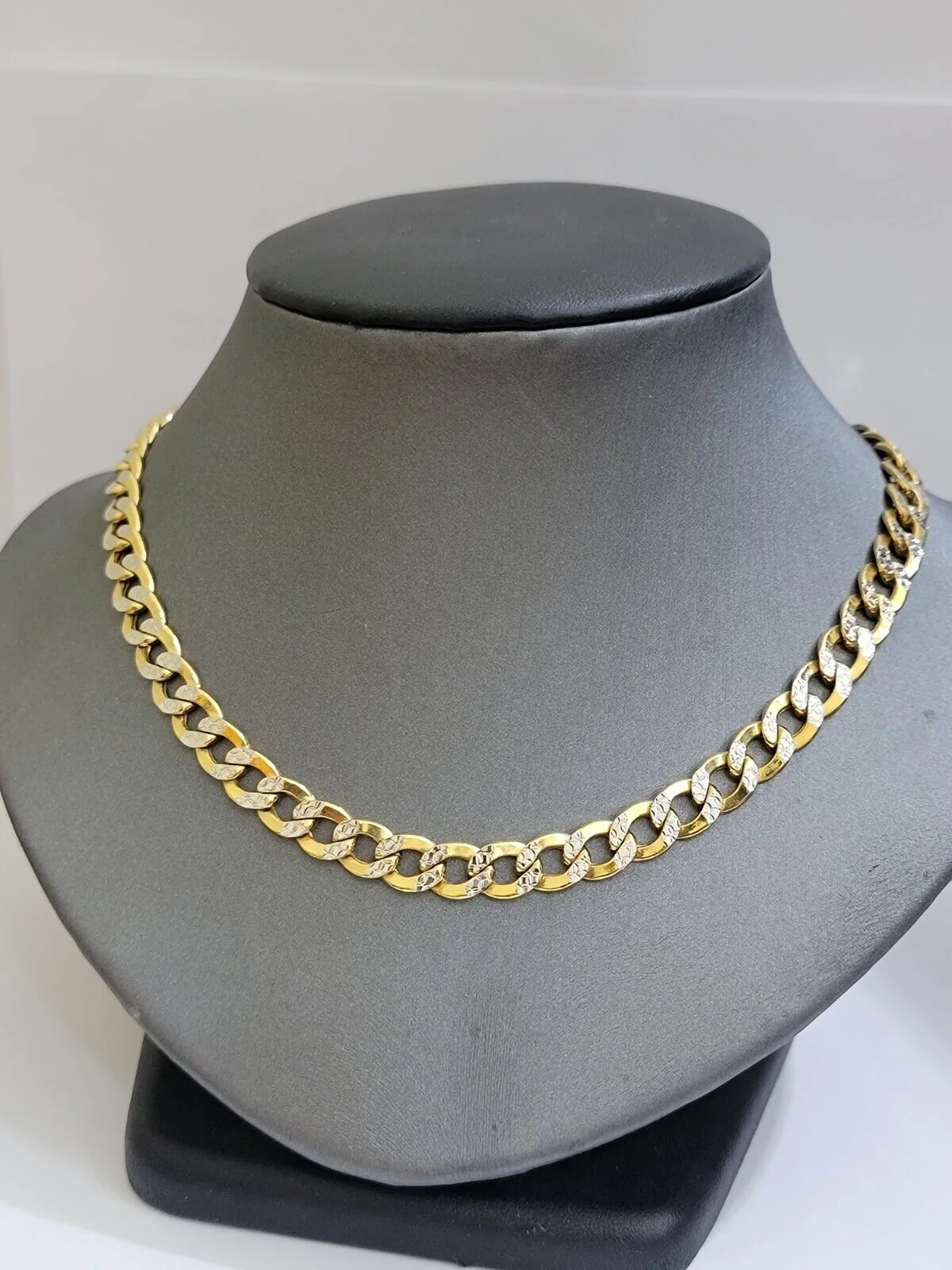 Real 10k Yellow Gold Chain Curb Link Necklace 8mm 24 Inch Diamond Cut Two-tone - Image 9