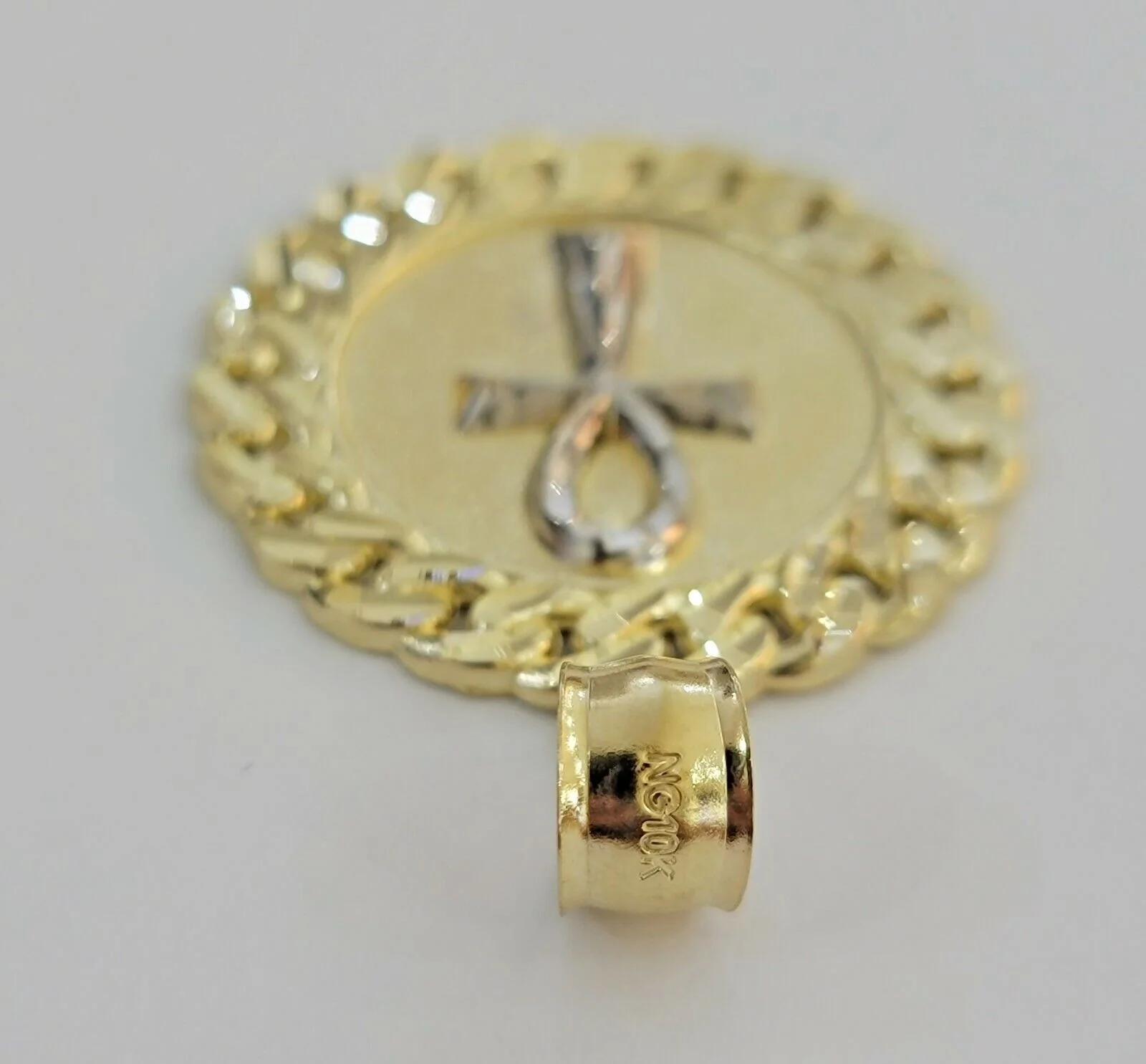 Real 10k Yellow Gold Charm Pendant Ankh Cuban Link Style Medallion Round 10kt - Image 2