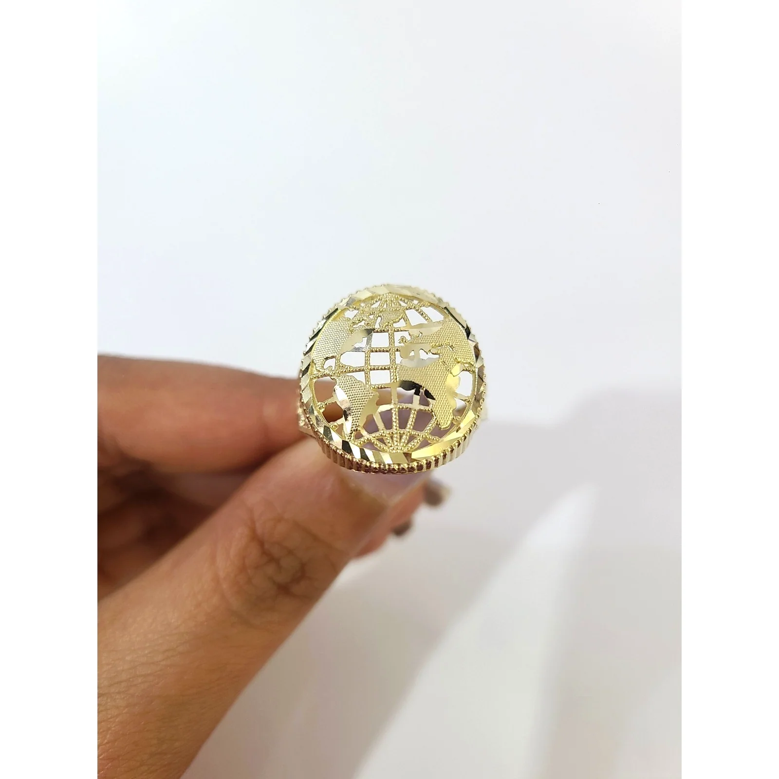 Real 10k Yellow Gold World Map Ring Globe Nugget Pinky Mens Size 8 9 10 11 12 - Image 2