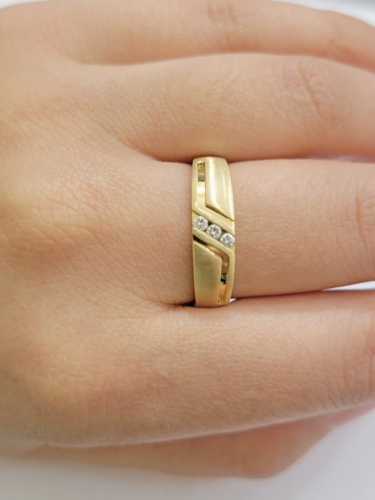 Real 14k Yellow Diamond Ring Mens Band 0.10 Ct Round Cut Wedding Engagement Size - Image 2